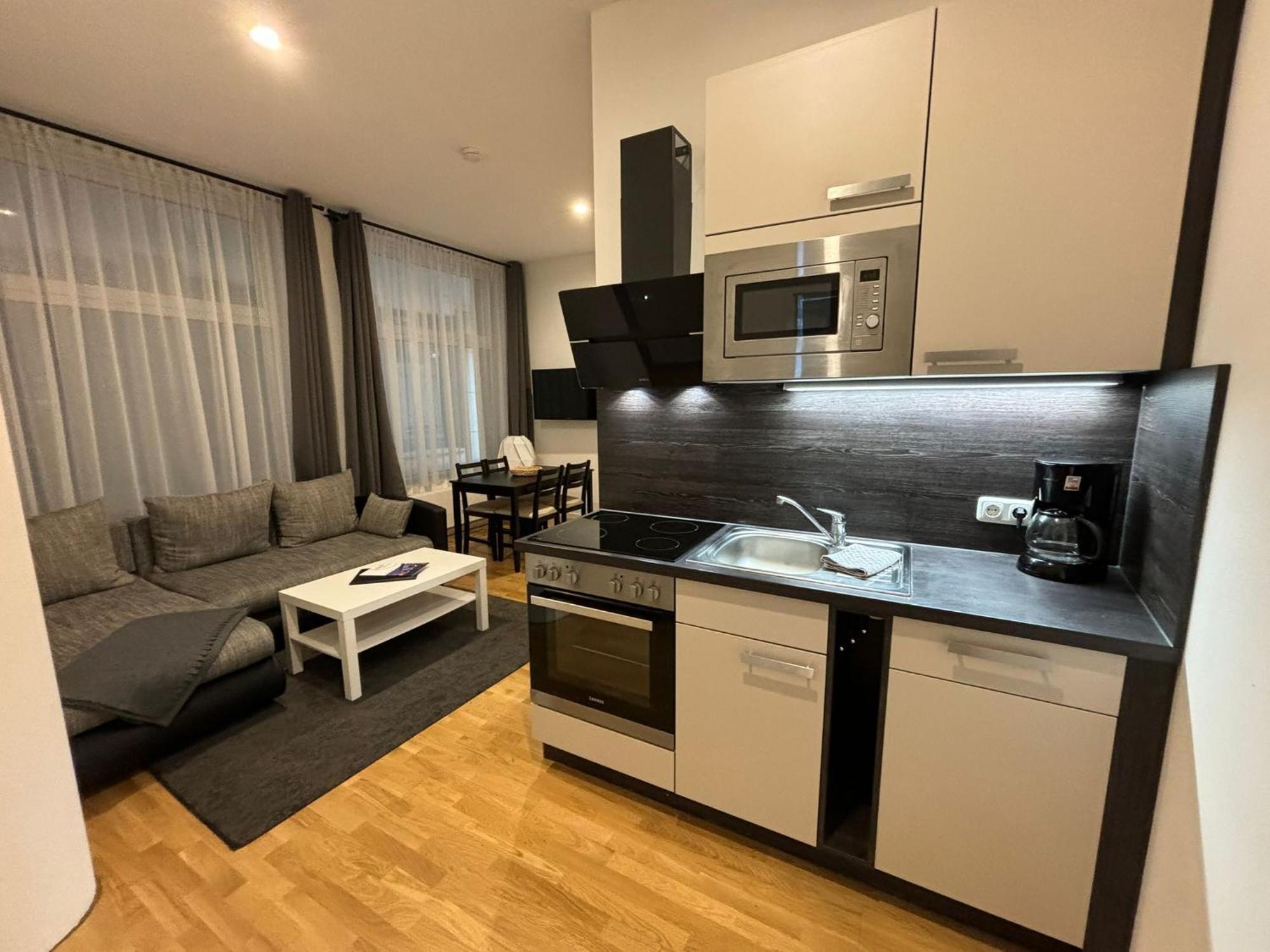 Apartments Am Kaisersaal Эрфурт Экстерьер фото
